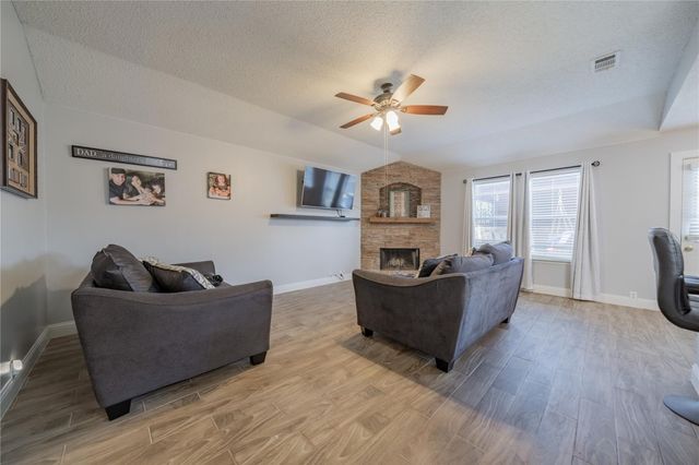 4005 Tuscany Court, Denton, TX 76226