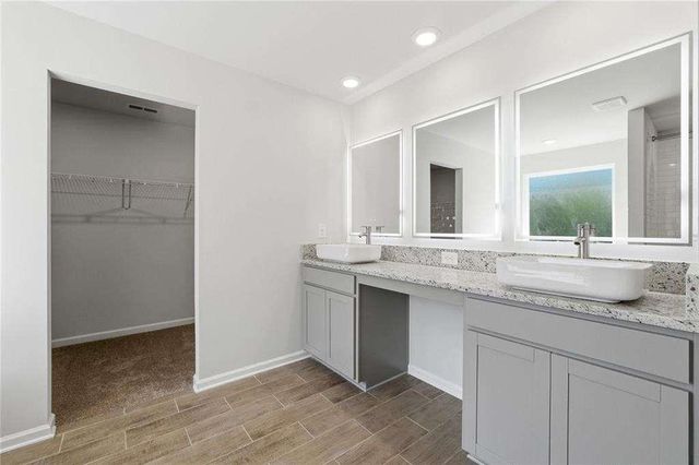 16 River Walk Farm Parkway, Covington, GA 30014
