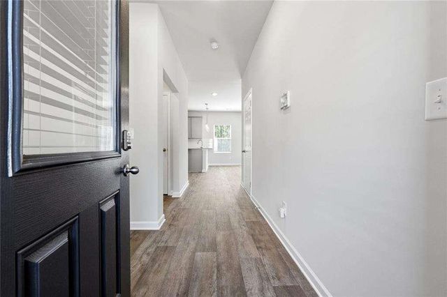 16 River Walk Farm Parkway, Covington, GA 30014