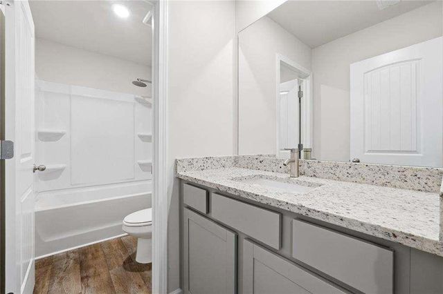 16 River Walk Farm Parkway, Covington, GA 30014