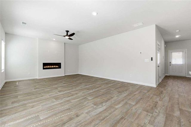 16 River Walk Farm Parkway, Covington, GA 30014