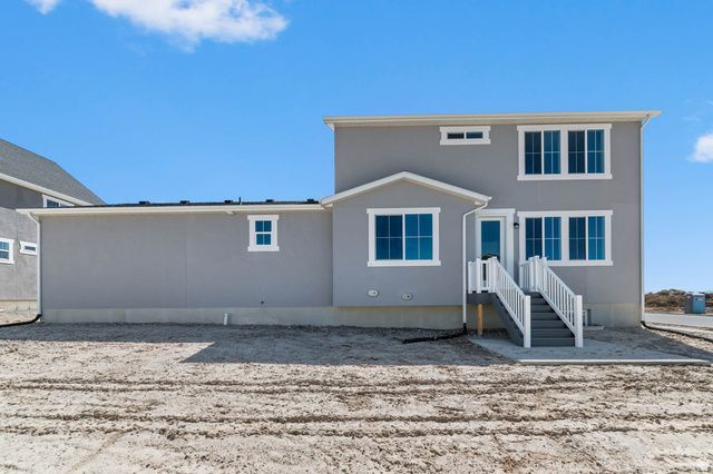 3826 W 2350 N, Clinton, UT 84015