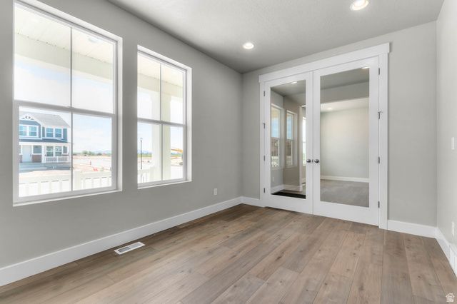 3826 W 2350 N, Clinton, UT 84015