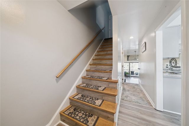 520 Carriage Cir, Pennsbury, PA 15205