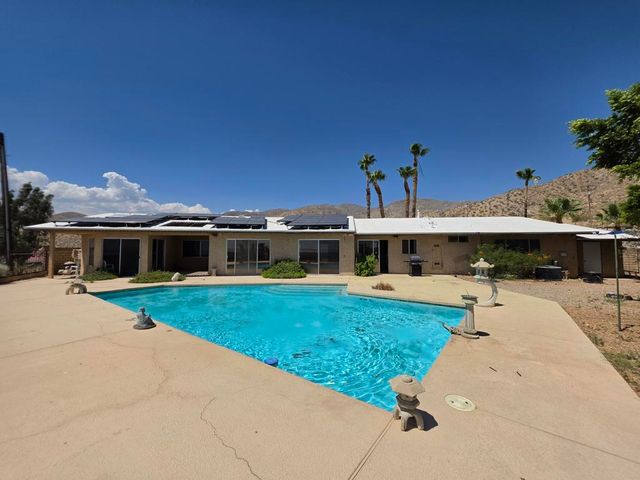 9032 Puesta Del Sol, Desert Hot Springs, CA 92240