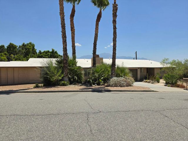 9032 Puesta Del Sol, Desert Hot Springs, CA 92240