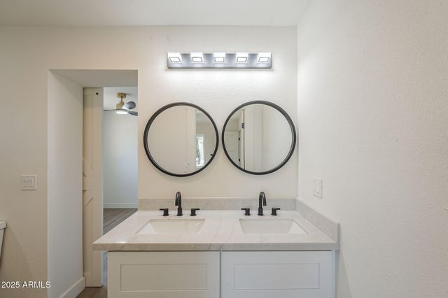 47 Spur Circle, Scottsdale, AZ 85251