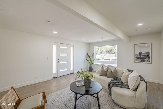 47 Spur Circle, Scottsdale, AZ 85251