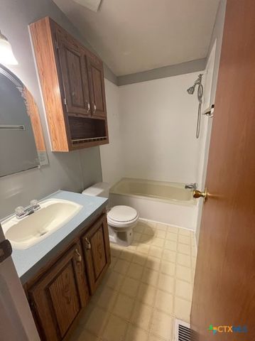 621 Buck Trail, Canyon Lake, TX 78133