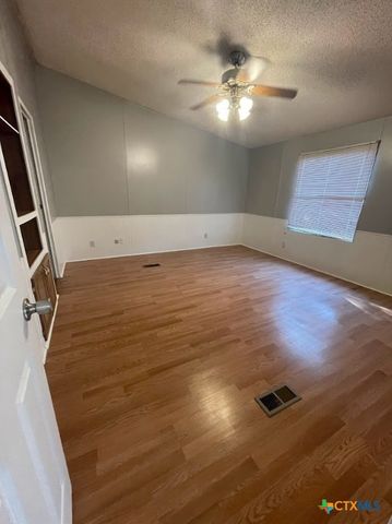 621 Buck Trail, Canyon Lake, TX 78133