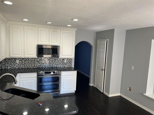 4421 Lodestone Lane, Fort Worth, TX 76123