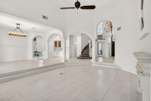 1401 W SANDPIPER Drive, Gilbert, AZ 85233