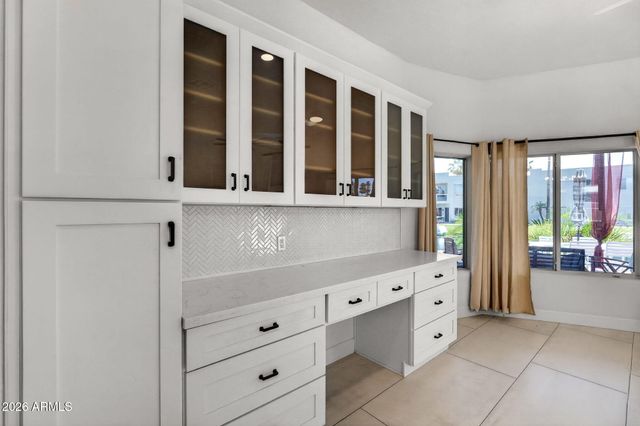 1401 W SANDPIPER Drive, Gilbert, AZ 85233