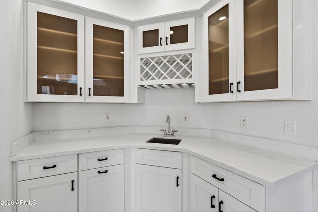1401 W SANDPIPER Drive, Gilbert, AZ 85233