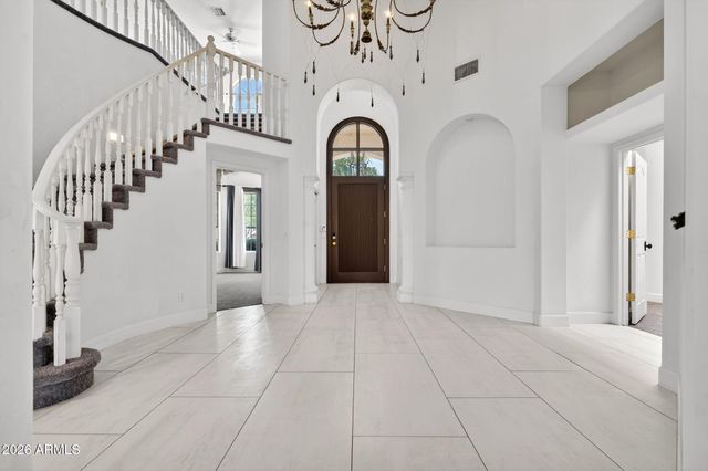 1401 W SANDPIPER Drive, Gilbert, AZ 85233