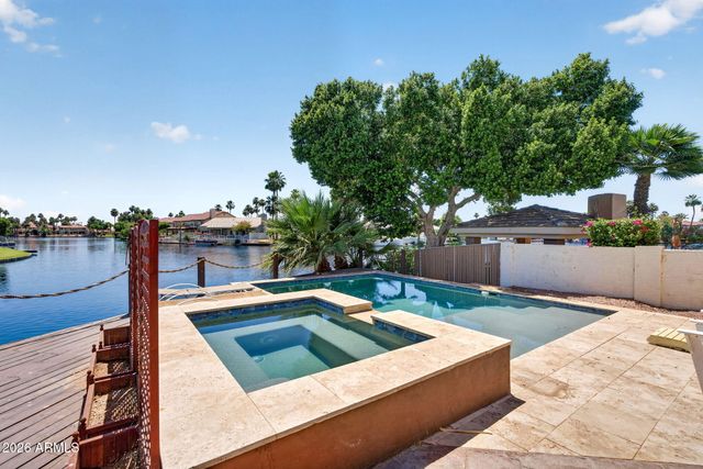 1401 W SANDPIPER Drive, Gilbert, AZ 85233