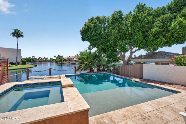 1401 W SANDPIPER Drive, Gilbert, AZ 85233