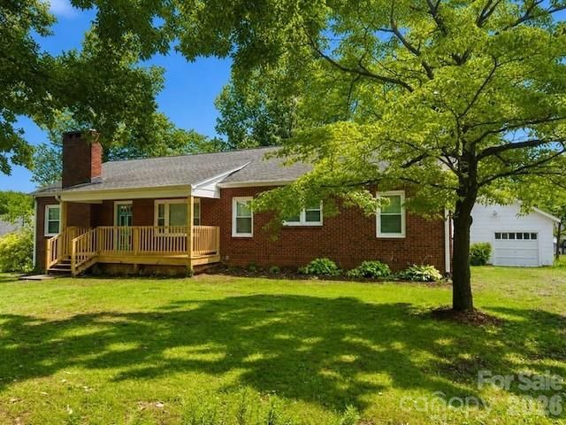 112 3rd Street NE, Conover, NC 28613