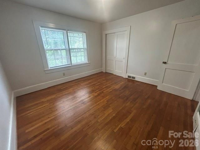 112 3rd Street NE, Conover, NC 28613