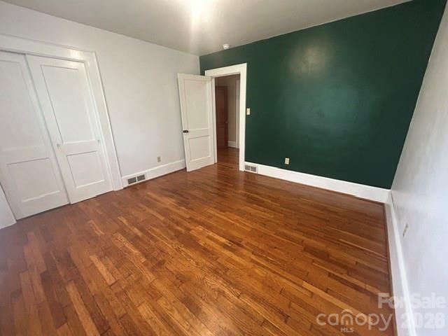 112 3rd Street NE, Conover, NC 28613
