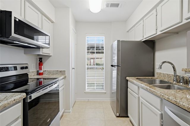 2120 El Paseo Street 2901, Houston, TX 77054