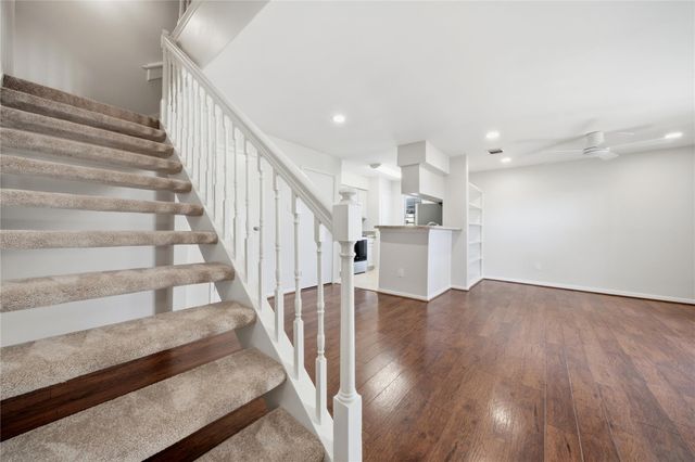 2120 El Paseo Street 2901, Houston, TX 77054