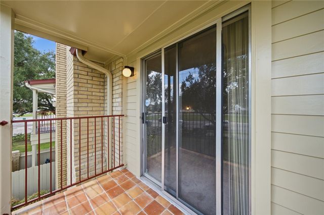 2120 El Paseo Street 2901, Houston, TX 77054