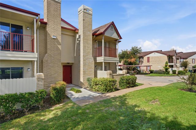 2120 El Paseo Street 2901, Houston, TX 77054
