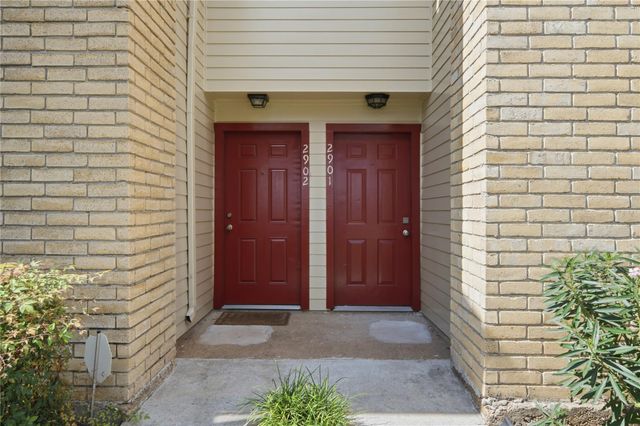 2120 El Paseo Street 2901, Houston, TX 77054