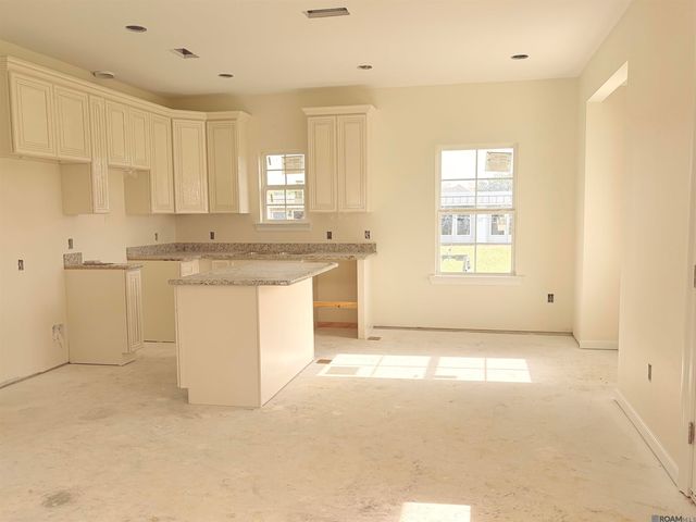 2224 Manhattan Drive, Baker, LA 70714