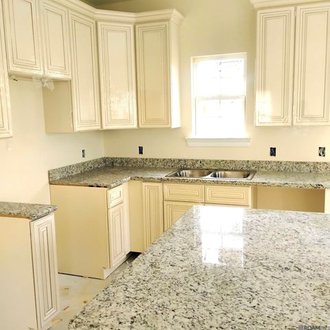 2224 Manhattan Drive, Baker, LA 70714