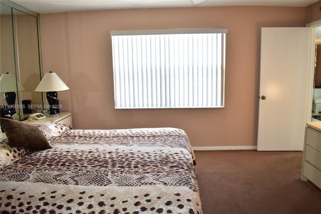 9201 Sunrise Lakes Blvd 308, Sunrise, FL 33322