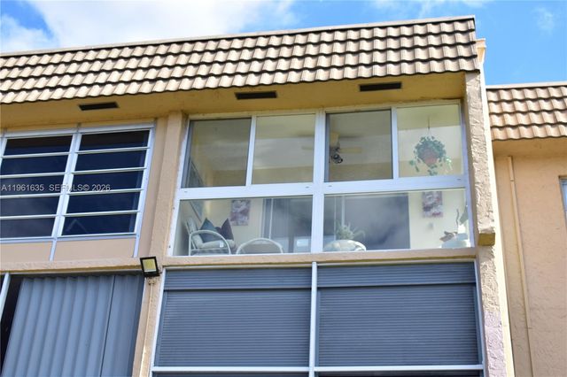 9201 Sunrise Lakes Blvd 308, Sunrise, FL 33322