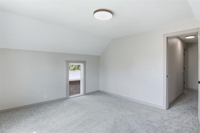 2210 Vine Street, Eau Claire, WI 54703