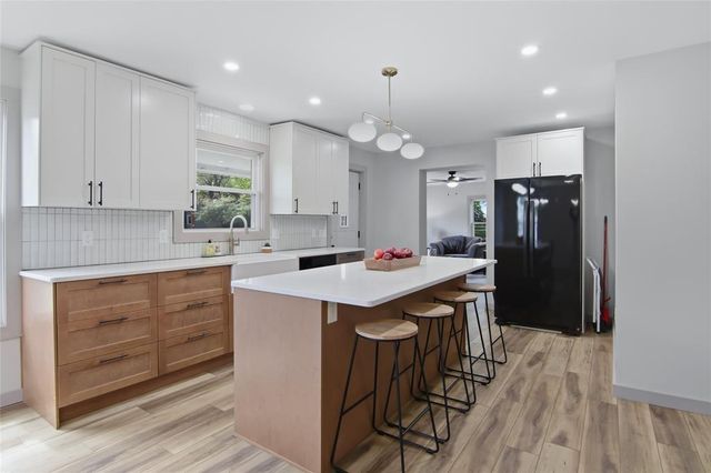 2210 Vine Street, Eau Claire, WI 54703