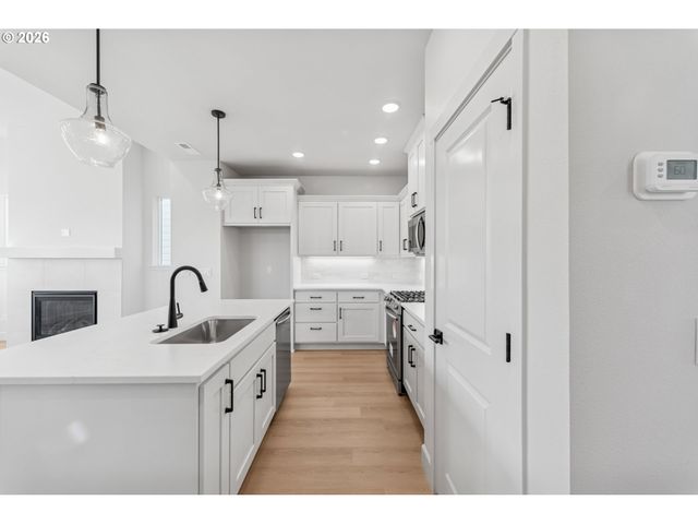 3424 Se Cape Lane, Hillsboro, OR 97123