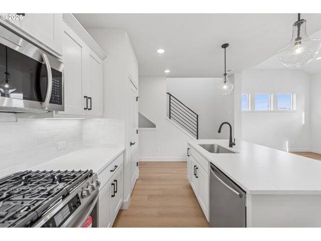 3424 Se Cape Lane, Hillsboro, OR 97123