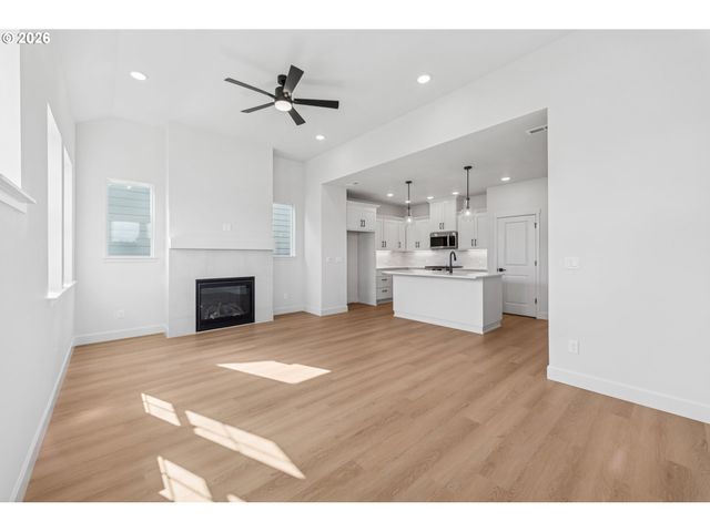 3424 Se Cape Lane, Hillsboro, OR 97123