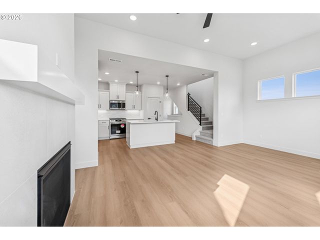 3424 Se Cape Lane, Hillsboro, OR 97123