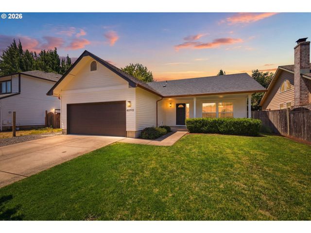 4090 BERRYWOOD Dr, Eugene, OR 97404