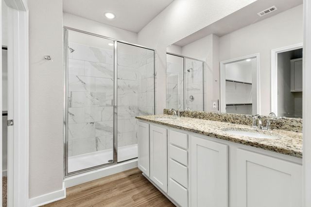 242 Schrader DR, Buda, TX 78610