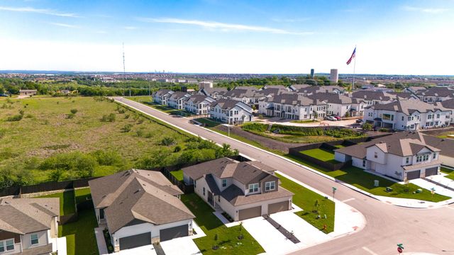 242 Schrader DR, Buda, TX 78610