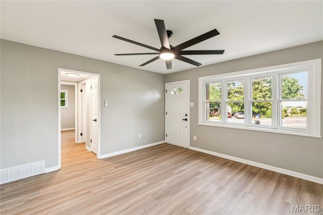 1830 Washington Street, Florissant, MO 63033