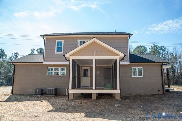 11092 Old Ridge Rd, Doswell, VA 23047