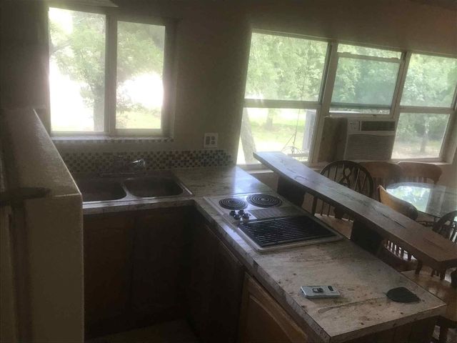 917 N Timber Rd, Belle Plaine, KS 67013