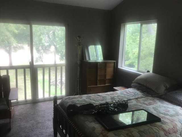 917 N Timber Rd, Belle Plaine, KS 67013