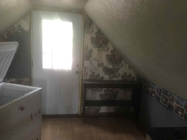 917 N Timber Rd, Belle Plaine, KS 67013