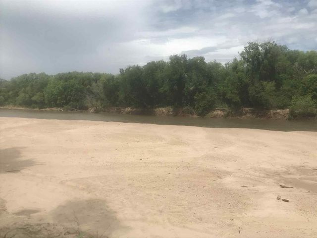 917 N Timber Rd, Belle Plaine, KS 67013