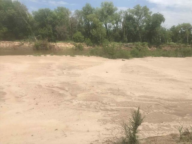 917 N Timber Rd, Belle Plaine, KS 67013