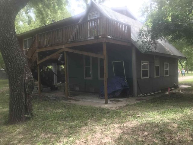 917 N Timber Rd, Belle Plaine, KS 67013